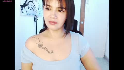 Snapshot of xxxsweetandhornyxxx chatting on 08-03-26, 03:49 dolcesasha online show from 08-03-26, 03:49