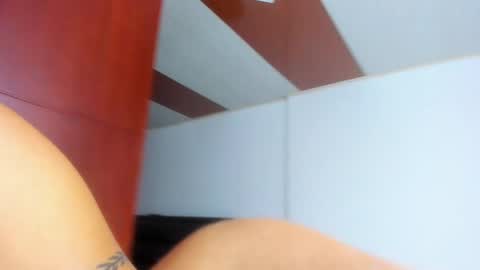 xxxtatianabustyxxx online show from 02-25-25, 08:30