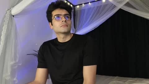 July and Fer online show from 12-03-25, 10:46