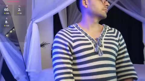 July and Fer online show from 05-08-26, 09:58
