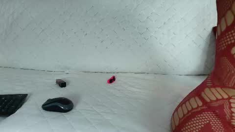 Lil Luna online show from 06-30-26, 03:29