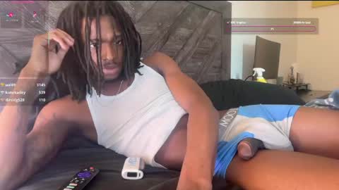 Snapshot of xxxwarlock chatting on 04-10-26, 10:25 xxxwarlock online show from 04-10-26, 10:25