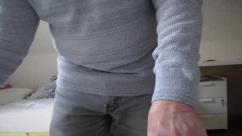 Snapshot of xxxxhardyxxxx chatting on 11-04-25, 11:09 xxxxhardyxxxx online show from 11-04-25, 11:09