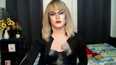 QueenMarina online show from 01-27-25, 12:22