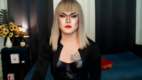 QueenMarina online show from 02-19-25, 01:17