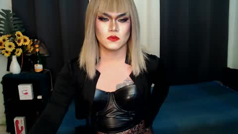 QueenMarina online show from 02-19-25, 06:32