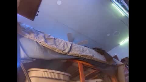 Snapshot of xzbib chatting on 12-12-24, 08:43 Xzbib online show from 12-12-24, 08:43