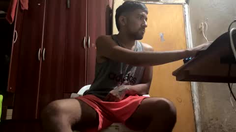 Snapshot of y0ungwithbrowndick chatting on 01-26-25, 11:17 BROWN DICK online show from 01-26-25, 11:17