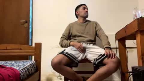 Snapshot of y0ungwithbrowndick chatting on 07-12-26, 07:54 BROWN DICK online show from 07-12-26, 07:54