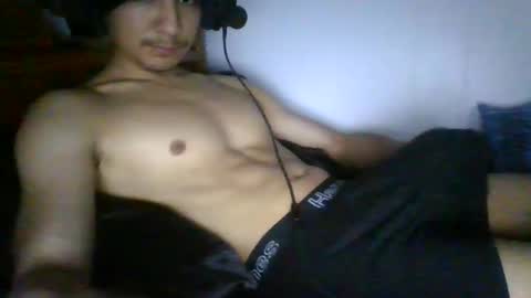Snapshot of y640 chatting on 06-08-26, 05:41 y640 online show from 06-08-26, 05:41