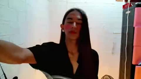 Bella online show from 12-15-25, 12:31