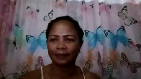 Snapshot of yadly143 chatting on 05-21-26, 11:17 yadly143 online show from 05-21-26, 11:17