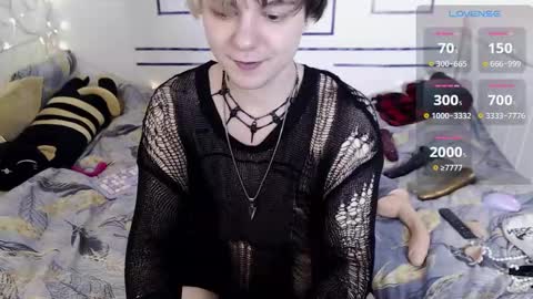 Snapshot of yakhont chatting on 01-12-25, 06:38 Yanar online show from 01-12-25, 06:38