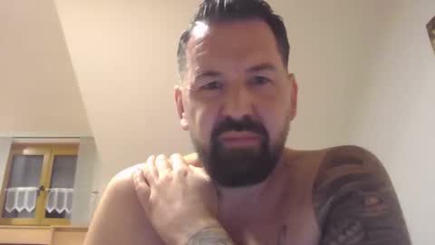 Snapshot of yakijoe chatting on 10-15-25, 10:54 yakijoe online show from 10-15-25, 10:54