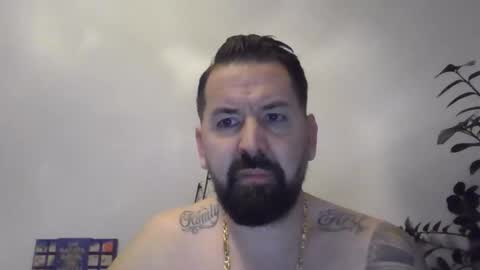 Snapshot of yakijoe chatting on 11-20-25, 11:26 yakijoe online show from 11-20-25, 11:26