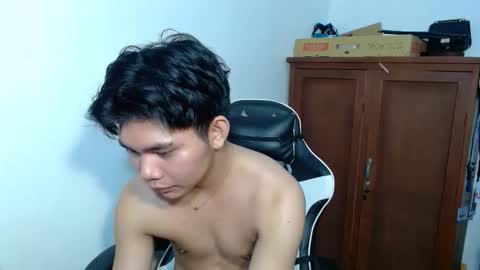 Snapshot of yamati21 chatting on 01-19-26, 02:04 Eian online show from 01-19-26, 02:04