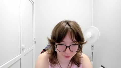 Snapshot of yamihoshii chatting on 07-15-26, 06:51 Sofia online show from 07-15-26, 06:51