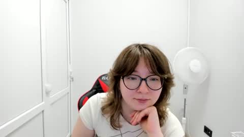 Snapshot of yamihoshii chatting on 07-18-26, 07:01 Sofia online show from 07-18-26, 07:01