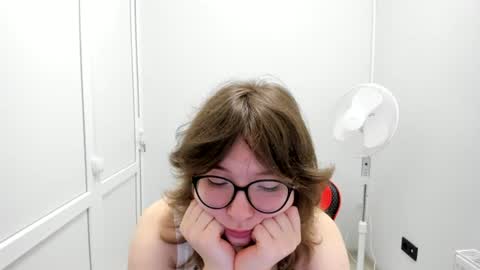 Snapshot of yamihoshii chatting on 07-19-26, 07:12 Sofia online show from 07-19-26, 07:12