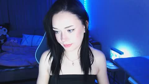 Yami online show from 11-16-25, 08:36