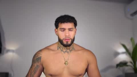 yamp sambrano online show from 11-18-25, 02:50