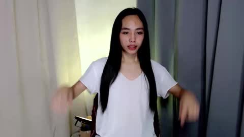 yams_kitty69 online show from 11-27-25, 06:26