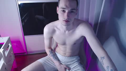 Yan online show from 12-04-24, 01:14