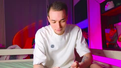 Yan online show from 02-07-25, 10:30