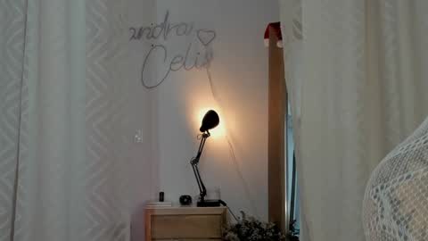 YANDRA CELIS online show from 01-24-25, 02:49