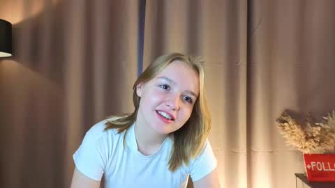 Snapshot of yangsperanza chatting on 09-10-25, 01:11 Kate online show from 09-10-25, 01:11