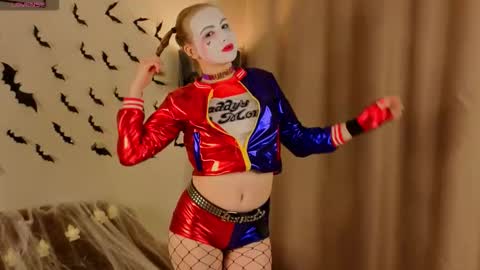 Snapshot of yangsperanza chatting on 11-01-25, 02:08 Kate online show from 11-01-25, 02:08