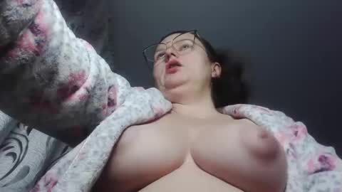 Snapshot of yanikka chatting on 01-31-25, 02:39 Anika online show from 01-31-25, 02:39