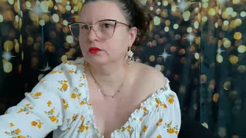 Snapshot of yanikka chatting on 11-14-25, 09:41 Anika online show from 11-14-25, 09:41