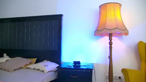 Snapshot of yanira_ass_ chatting on 06-15-26, 04:04 yanira_ass_ online show from 06-15-26, 04:04