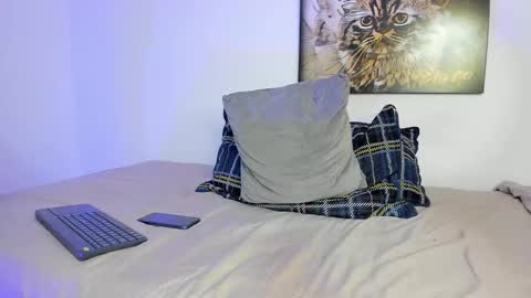 Snapshot of yanpaul83 chatting on 10-01-25, 03:07 yanpaul83 online show from 10-01-25, 03:07