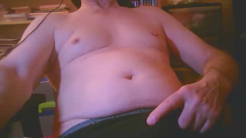 Snapshot of yapamature chatting on 02-01-25, 10:48 dupuy online show from 02-01-25, 10:48