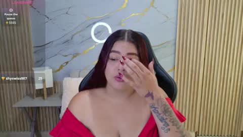 Yara  online show from 11-07-25, 07:58