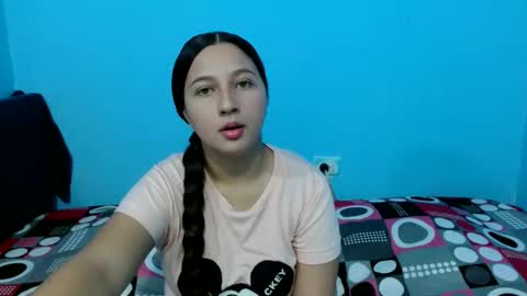 Snapshot of yara_breeze chatting on 05-20-26, 01:34 yara_breeze online show from 05-20-26, 01:34