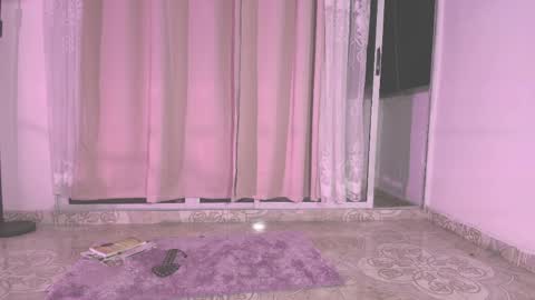 Yara online show from 04-11-26, 05:23