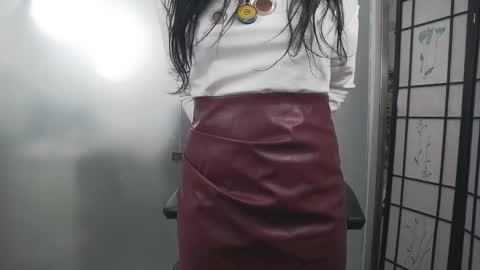 Yara online show from 04-14-26, 02:50