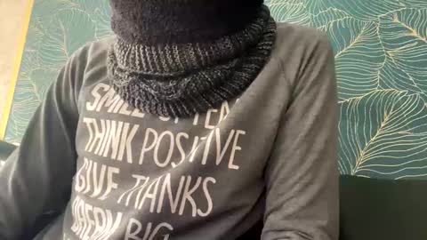 Snapshot of yasarsimo99154258 chatting on 02-04-26, 12:44 yasarsimo99154258 online show from 02-04-26, 12:44