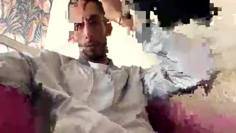 Snapshot of yasarsimo99154258 chatting on 04-17-26, 10:18 yasarsimo99154258 online show from 04-17-26, 10:18