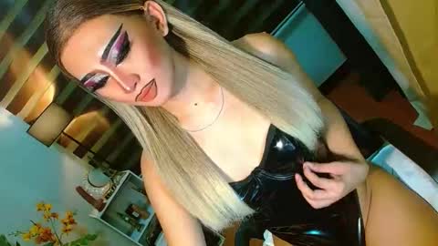 Snapshot of yasii19 chatting on 05-12-26, 02:36 miss yasii online show from 05-12-26, 02:36