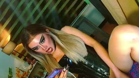 Snapshot of yasii19 chatting on 06-23-26, 03:32 miss yasii online show from 06-23-26, 03:32