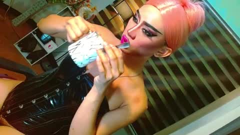 Snapshot of yasii19 chatting on 07-21-26, 12:40 miss yasii online show from 07-21-26, 12:40
