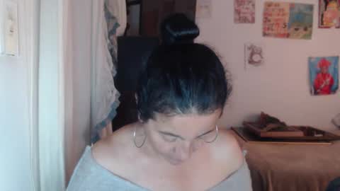 Snapshot of yasmin_love85 chatting on 11-25-25, 03:12 yasmin_love85 online show from 11-25-25, 03:12