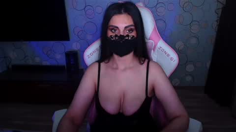yasmina online show from 06-28-26, 06:08
