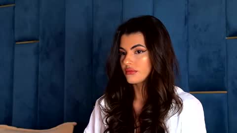 Yasmina  online show from 01-19-26, 04:27