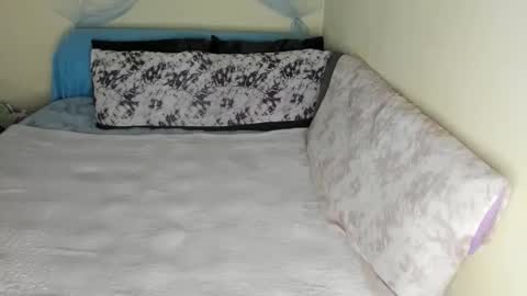 Snapshot of yasminayazzie chatting on 05-29-26, 02:31 Yasmina online show from 05-29-26, 02:31