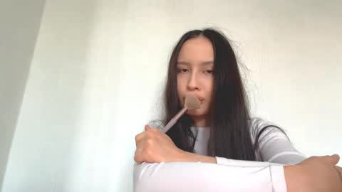 Yasmin online show from 04-29-26, 01:48